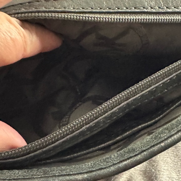 Black Clutch with Chain Detail - Picture 10 of 10